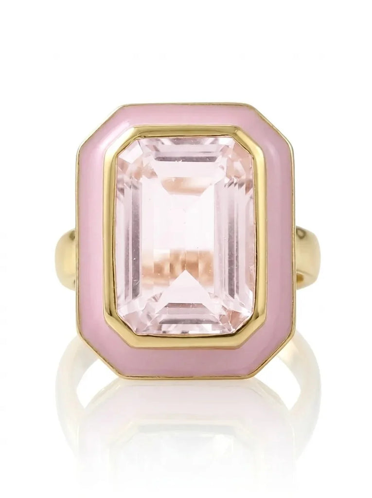 What Is a Cocktail Ring? (And How to Wear One)